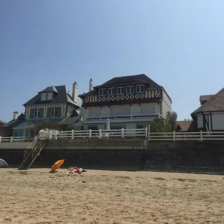 Bord De Mer, Vue Exceptionnelle,pres Deauville דירה