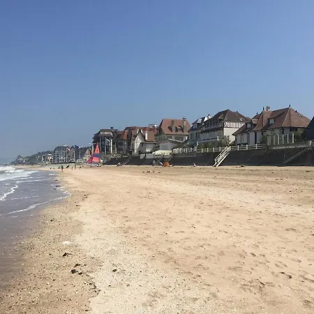 Apartment Bord De Mer, Vue Exceptionnelle,pres Deauville Blonville-sur-Mer